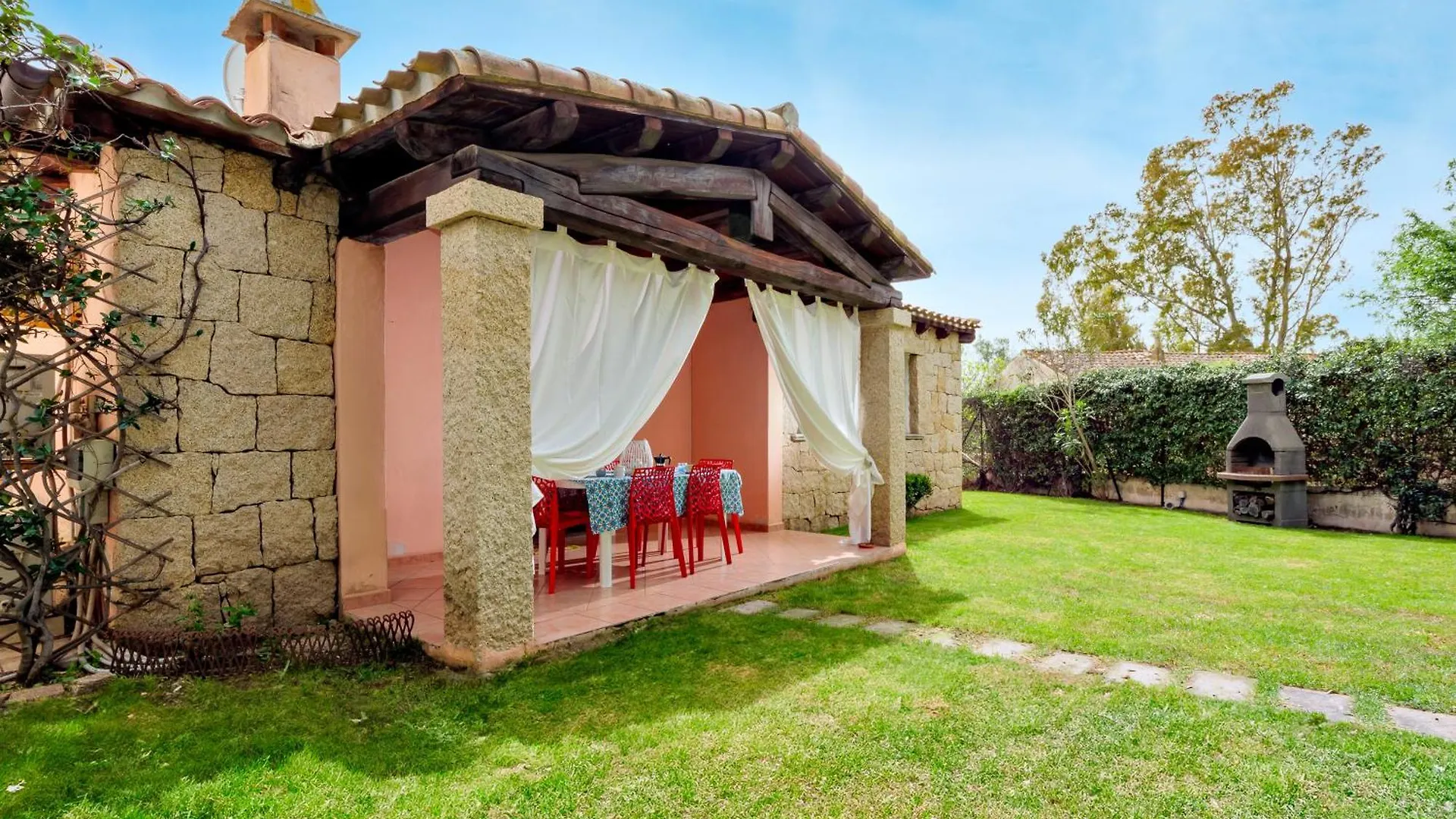 Villa Quattro Cuori San Teodoro  Italy